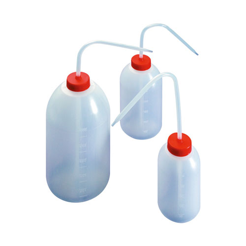 Spritzflasche mit Verschluß und Spritzrohr